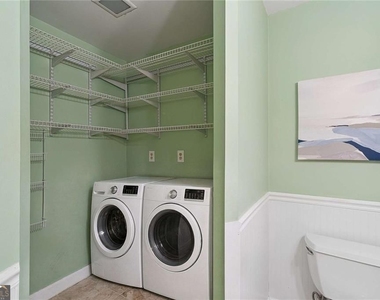 805 Holmes Street Nw - Photo Thumbnail 23