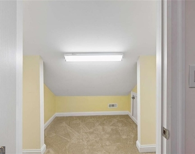 805 Holmes Street Nw - Photo Thumbnail 38