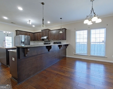 3024 Margot Lane - Photo Thumbnail 8