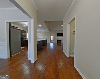 3024 Margot Lane - Photo Thumbnail 2