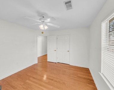 104 Ellison Lane - Photo Thumbnail 24