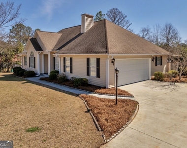 104 Ellison Lane - Photo Thumbnail 33