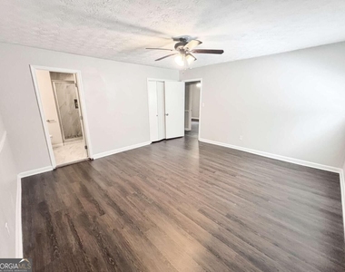1552 Blackwell Road - Photo Thumbnail 16