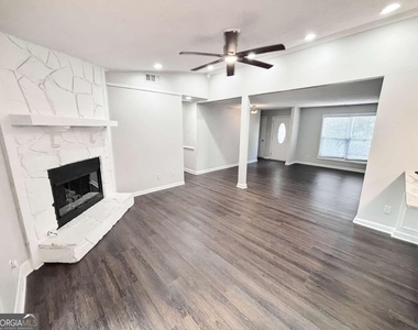 1552 Blackwell Road - Photo Thumbnail 7