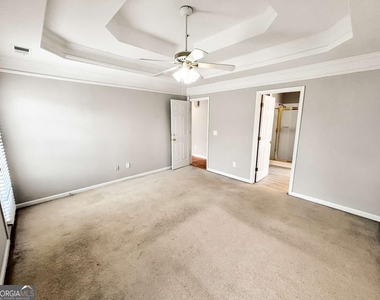2092 Drogheda Lane - Photo Thumbnail 12