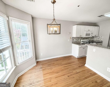 2092 Drogheda Lane - Photo Thumbnail 9