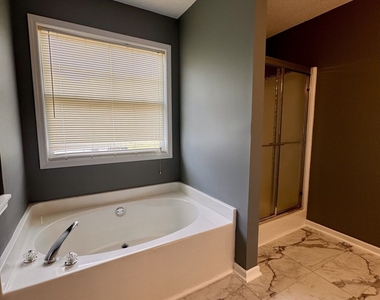 4011 Village Main Street - Photo Thumbnail 14
