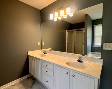 4011 Village Main Street - Photo Thumbnail 15