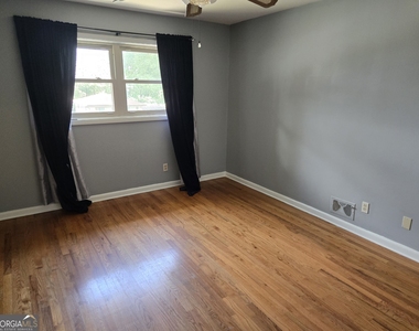 1793 Cherry Valley Circle Se - Photo Thumbnail 9