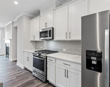1162 Buice Lake Parkway - Photo Thumbnail 11