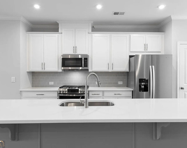 1162 Buice Lake Parkway - Photo Thumbnail 5