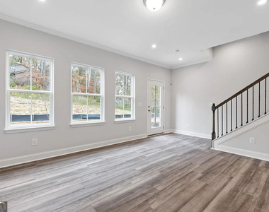 1162 Buice Lake Parkway - Photo Thumbnail 8