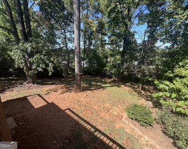 382 Charleston Lane - Photo Thumbnail 23