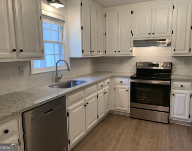 5234 Wexford Lane - Photo Thumbnail 7