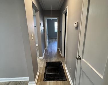 2032 Dellwood Place - Photo Thumbnail 9