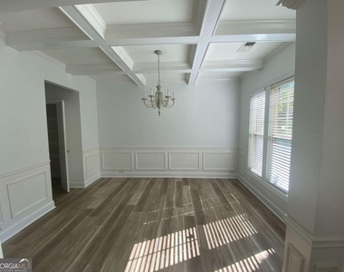 5620 Beaver Ridge Drive - Photo Thumbnail 9
