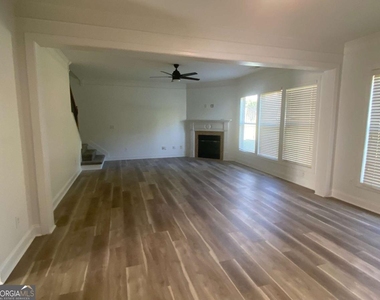 5620 Beaver Ridge Drive - Photo Thumbnail 11