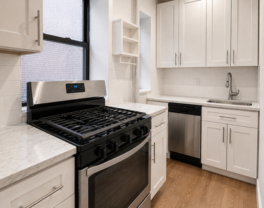 115 Carlton Avenue - Photo Thumbnail 10