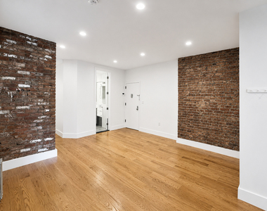 115 Carlton Avenue - Photo Thumbnail 4