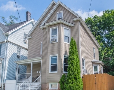 10 Phoenix Ave Unit 2 - Photo Thumbnail 17
