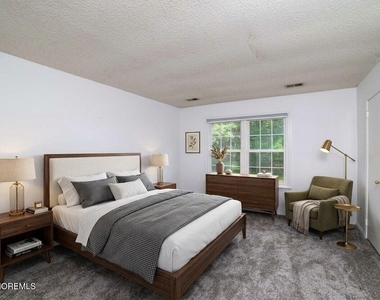 55 Frontier Way - Photo Thumbnail 9