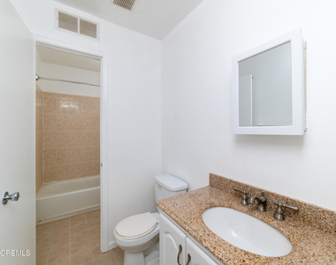 55 Frontier Way - Photo Thumbnail 11