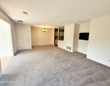 55 Frontier Way - Photo Thumbnail 3