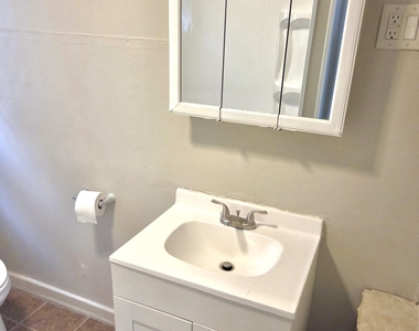 505 Martin Road - Photo Thumbnail 5
