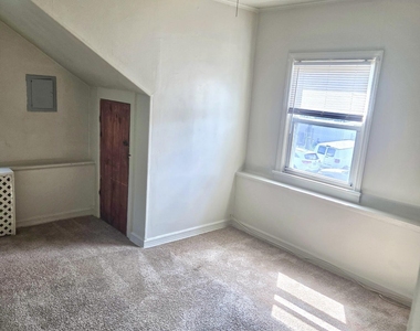 505 Martin Road - Photo Thumbnail 7