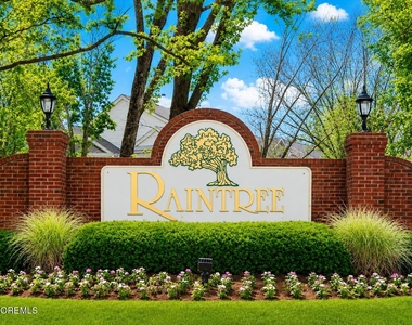 83 Tulip Lane - Photo Thumbnail 1