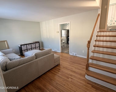 49 Ridge Place - Photo Thumbnail 2