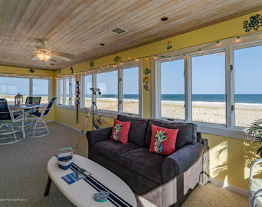 2102 Oceanfront - Photo Thumbnail 11