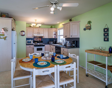 2102 Oceanfront - Photo Thumbnail 12