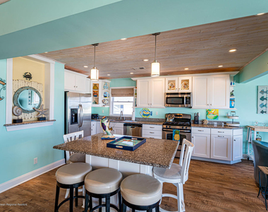 2102 Oceanfront - Photo Thumbnail 26