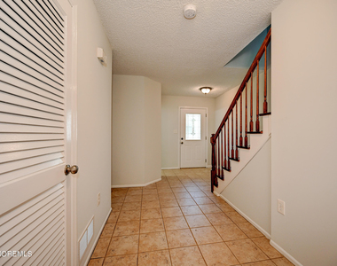 44 Mariners Cove - Photo Thumbnail 19