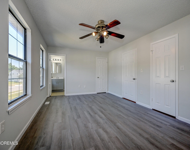 44 Mariners Cove - Photo Thumbnail 30