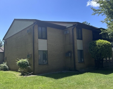 32 Meadow Green Circle - Photo Thumbnail 9