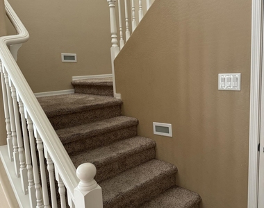 11009 E Sutter Avenue - Photo Thumbnail 6