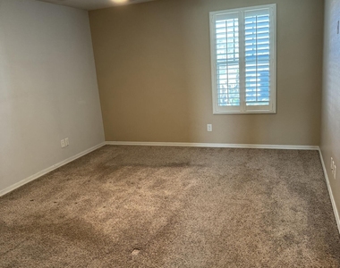 11009 E Sutter Avenue - Photo Thumbnail 16