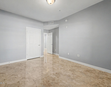 5450 E Deer Valley Drive - Photo Thumbnail 16