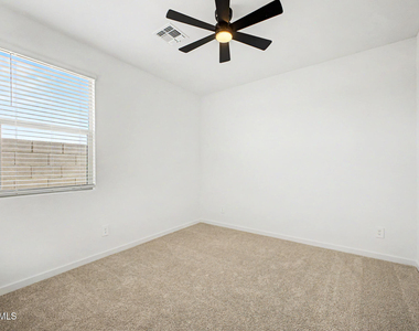 15803 W Cottontail Lane - Photo Thumbnail 11