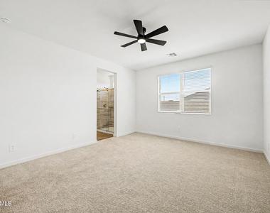 15803 W Cottontail Lane - Photo Thumbnail 4