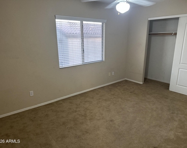 8009 W Beck Lane - Photo Thumbnail 16