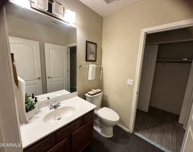 8009 W Beck Lane - Photo Thumbnail 8