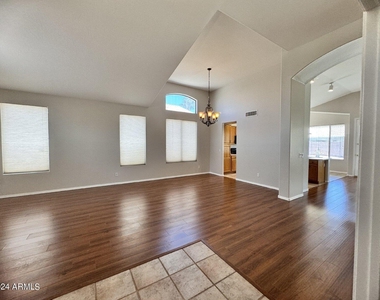 1795 W Canary Way - Photo Thumbnail 16