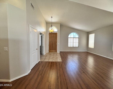 1795 W Canary Way - Photo Thumbnail 12
