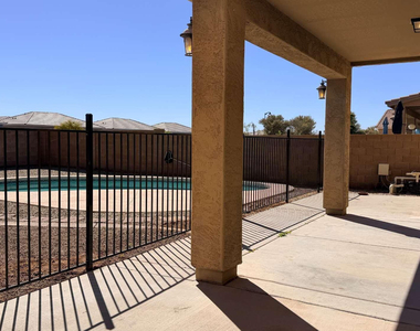 45321 W Miramar Road - Photo Thumbnail 26