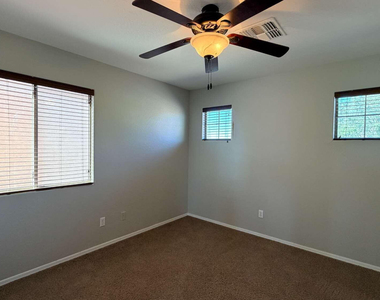 45321 W Miramar Road - Photo Thumbnail 18