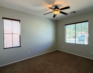 45321 W Miramar Road - Photo Thumbnail 5