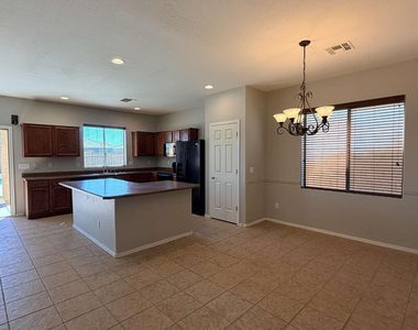 45321 W Miramar Road - Photo Thumbnail 9